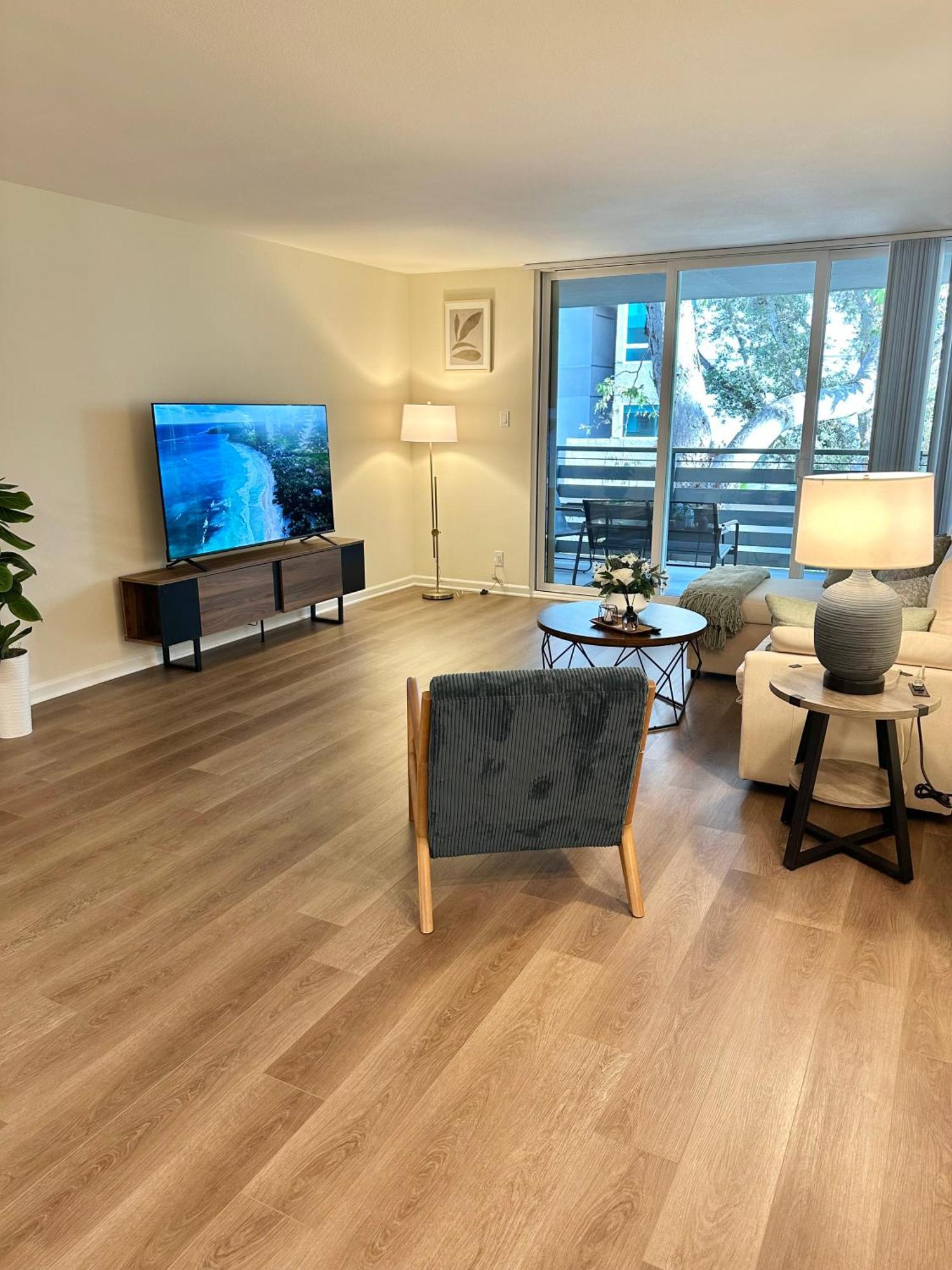Apartment Oceanfront Peaceful 2br 2ba In Marina Del Rey *