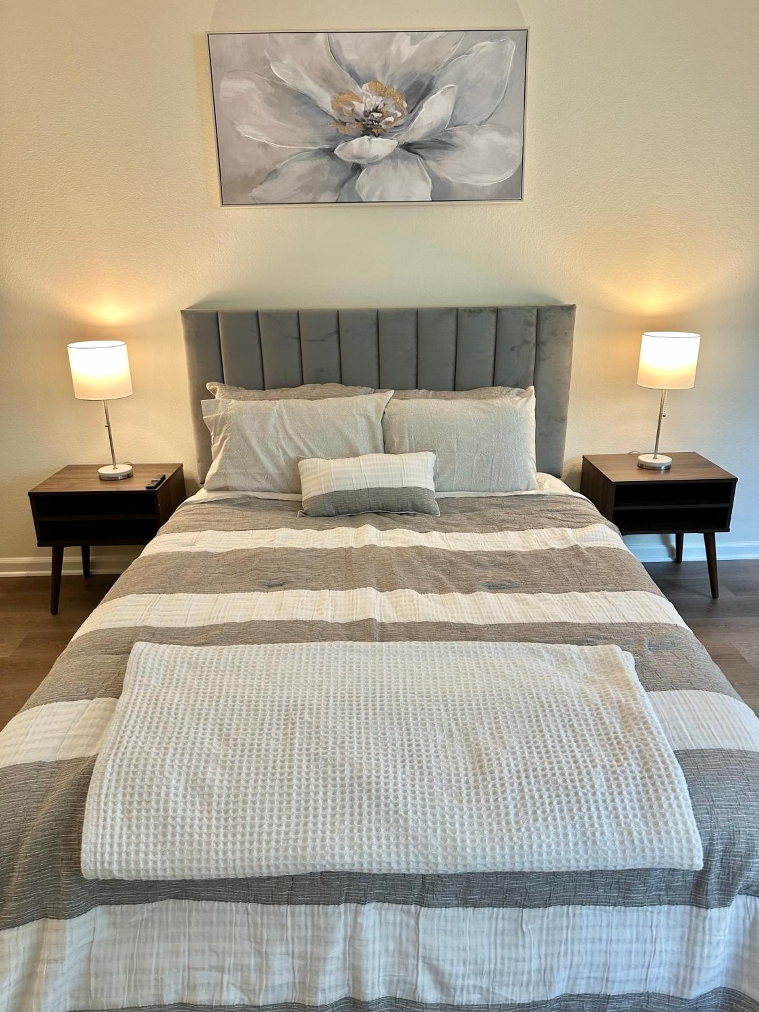 Oceanfront Peaceful 2br 2ba In Marina Del Rey